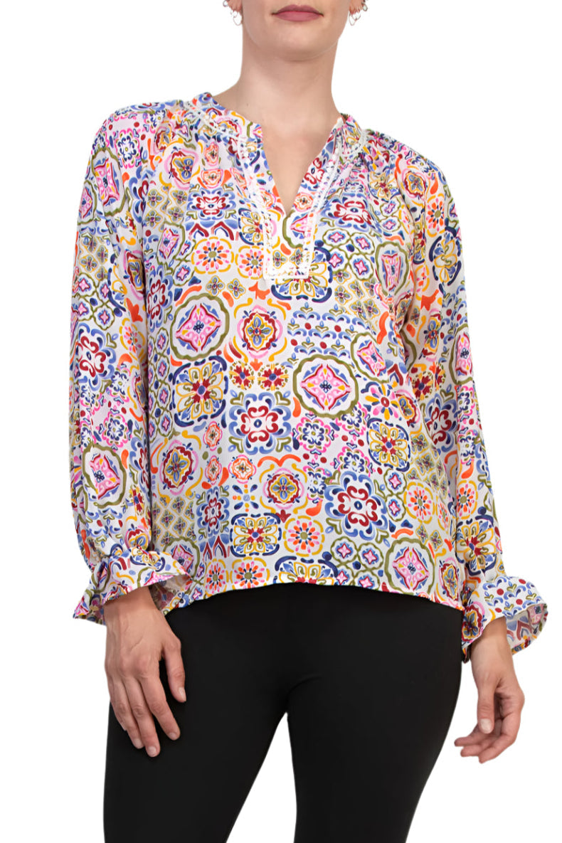 Detail Crochet Trim Edges V-Neckline Elastic