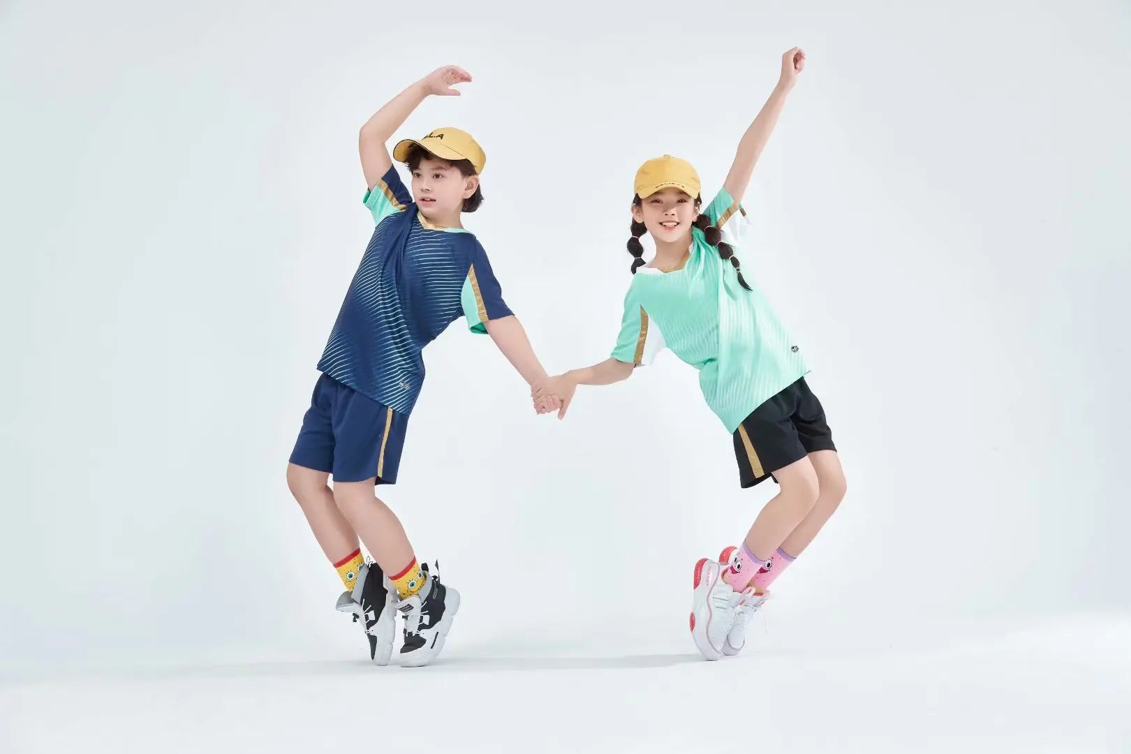 Kids //Adult Children soccer Jerseys Sets - GilloServ