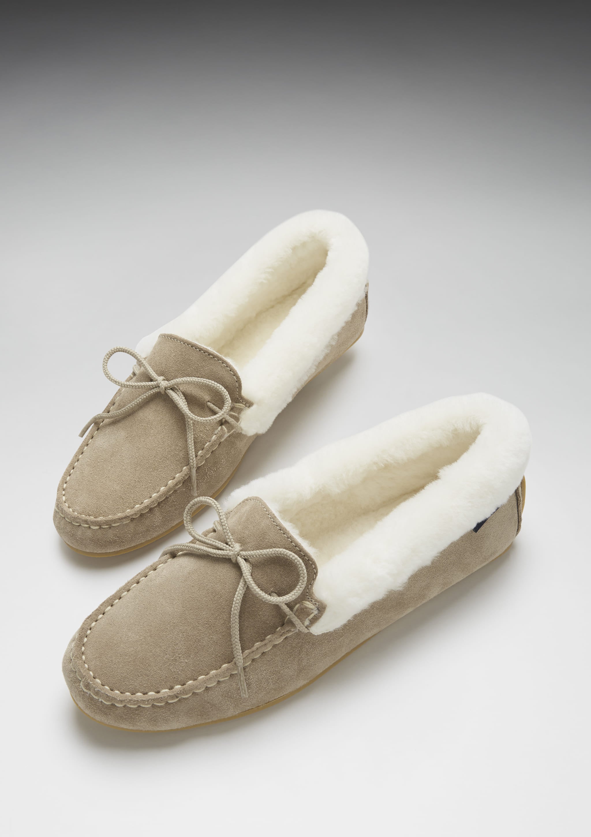 Women's slippers, sheepskin - GilloServ