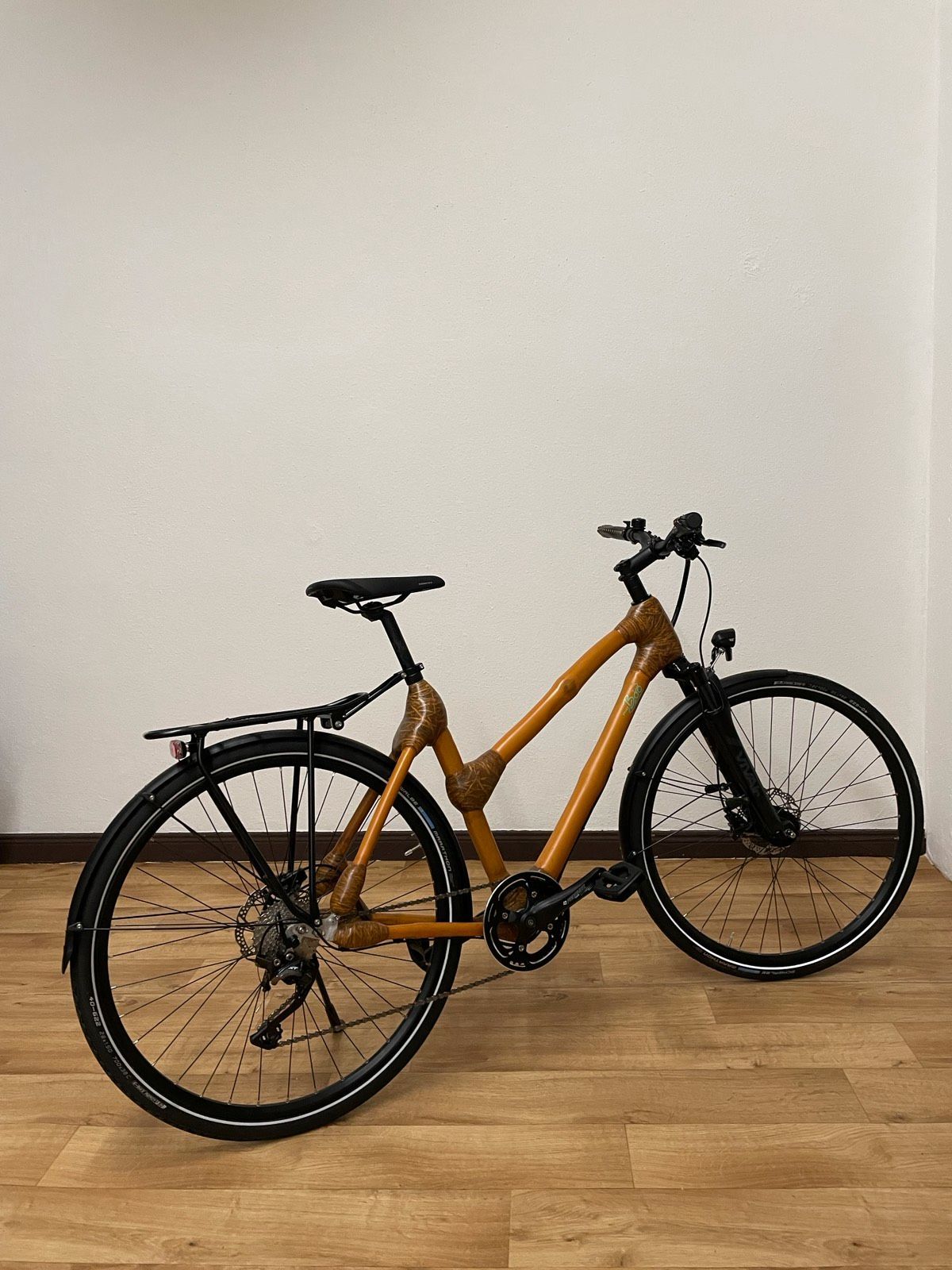 MyBoo Tano Bambus-Fahrrad Trekking 55cm Rahmen-1