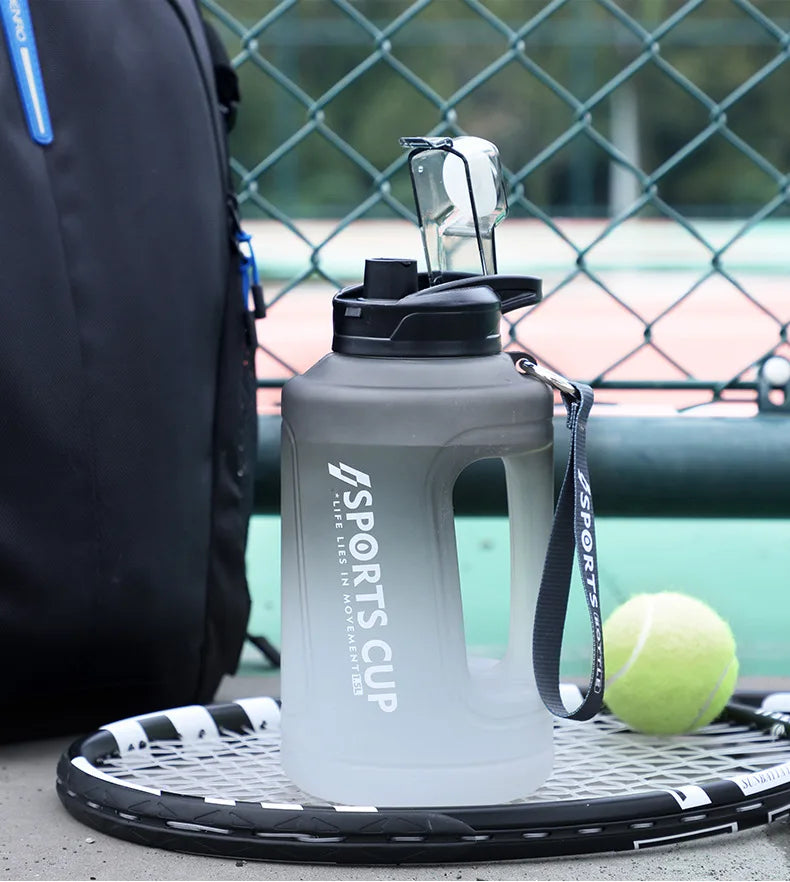 1500ml//2300ml Large Capacity Fitness Portable Scale Gradient Kettle - GilloServ