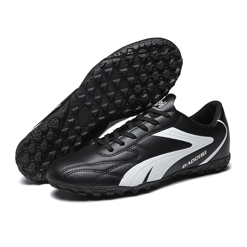 Men Soccer Shoes Breathable//Football Boots//Ultralight Professional Training Sneakers - GilloServ
