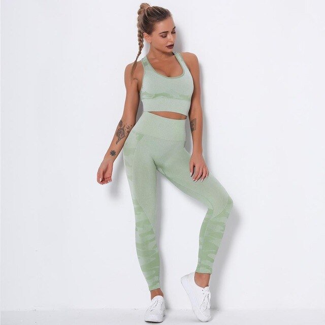 Seamless Yoga Fitness Set Women Sportswear - GilloServ