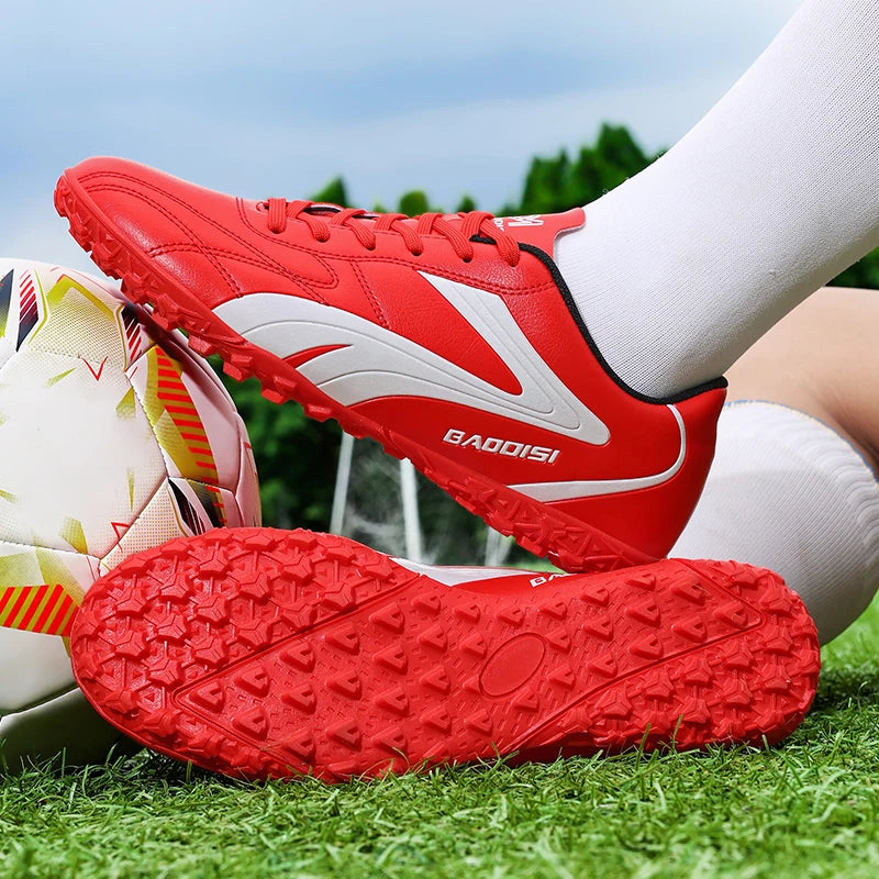 Men Soccer Shoes Breathable//Football Boots//Ultralight Professional Training Sneakers - GilloServ