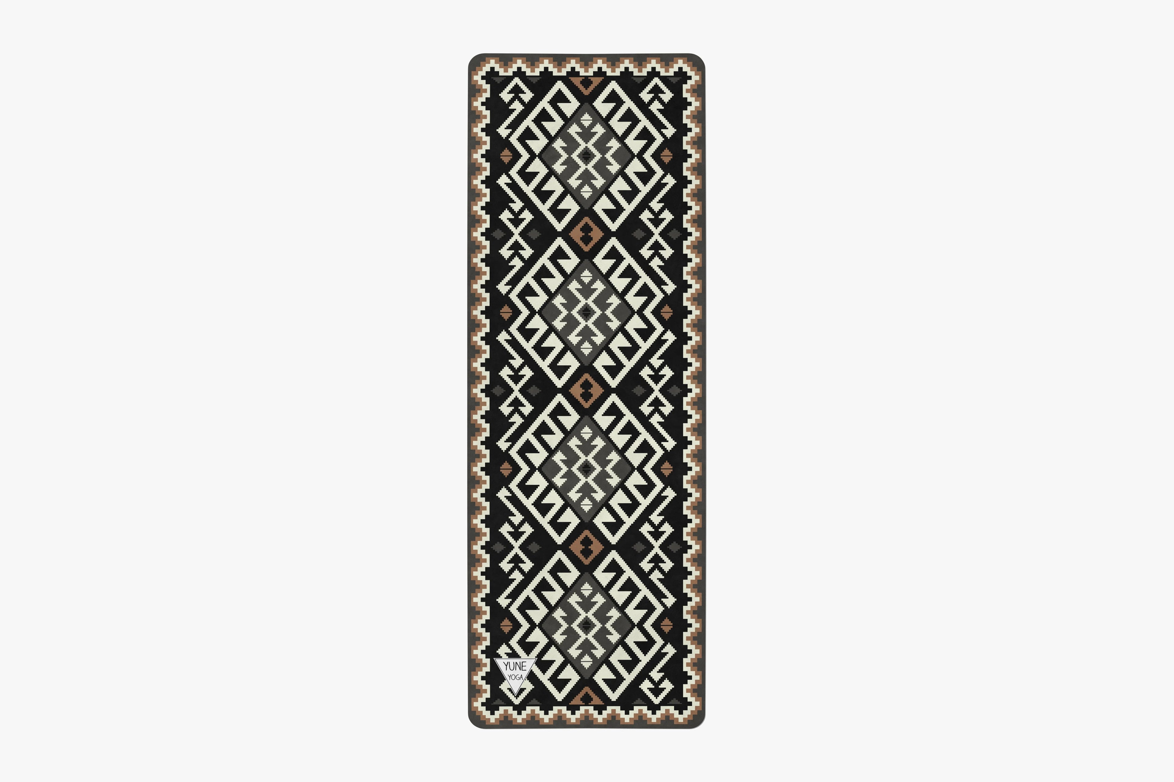 Foldable Travel Yoga Mat 2mm Lightweight - GilloServ