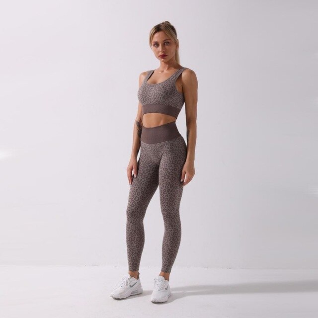 Seamless Leopard Print Yoga Set Gym Clothing Fashion Tank - GilloServ