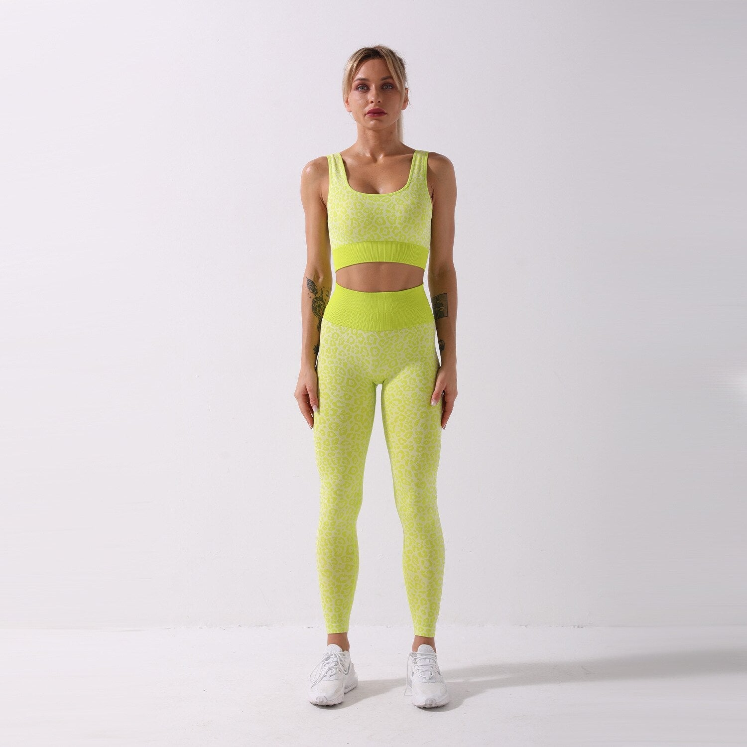 Seamless Leopard Print Yoga Set Gym Clothing Fashion Tank - GilloServ