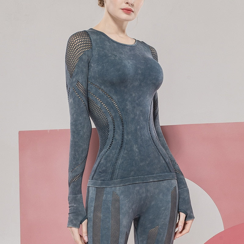 Seamless Sportswear Yoga Set Hollow Out Gym Fitness Tracksuit - GilloServ