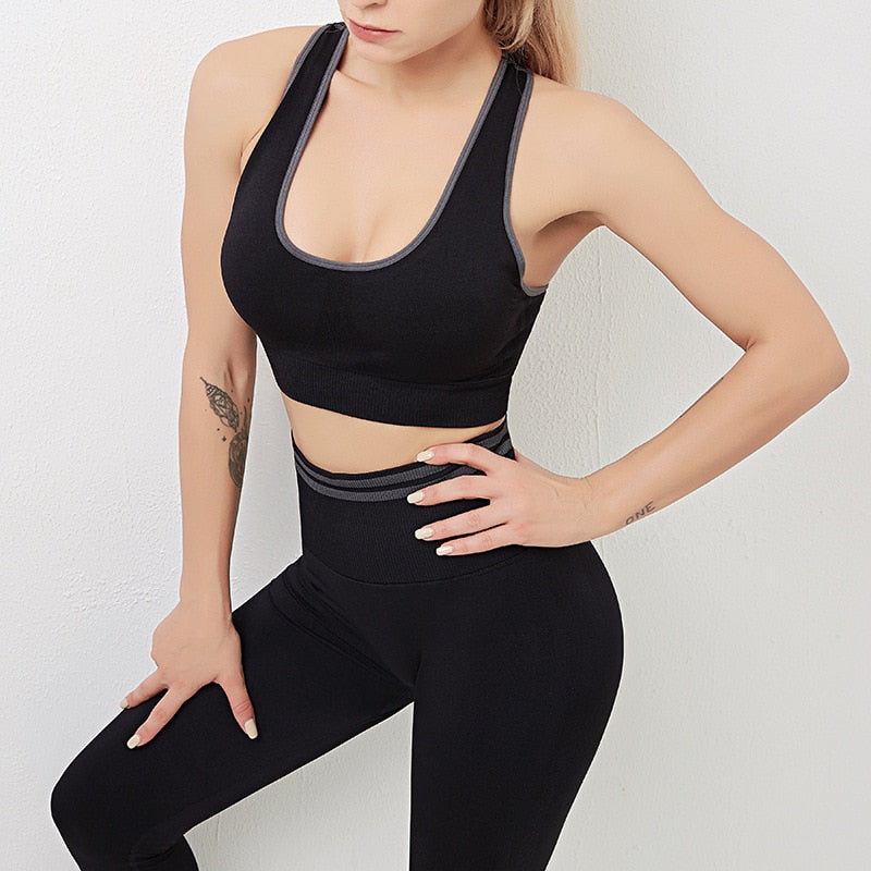 Seamless Striped Yoga Gym Tracksuit - GilloServ
